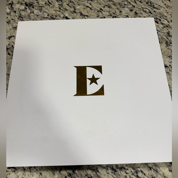 New Elton John VIP Gift Box - Picture 6 of 6